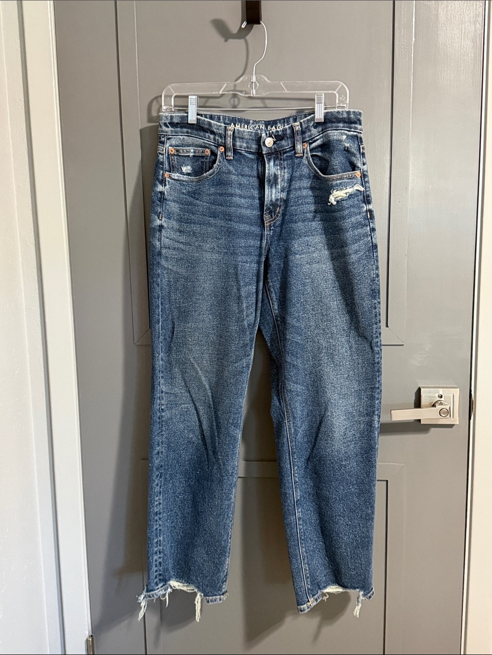 American Eagle Outfitters Women’s Dark Blue Distressed Straight Jeans